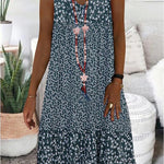 Ayla | Sleeveless V-Neck Dress - View 5