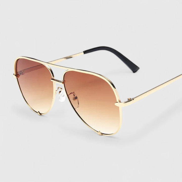 Tynzlee | Elegant Sunglasses - View 2