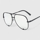 Tynzlee | Elegant Sunglasses - View 9