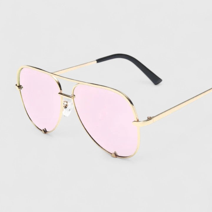 Tynzlee | Elegant Sunglasses - View 12