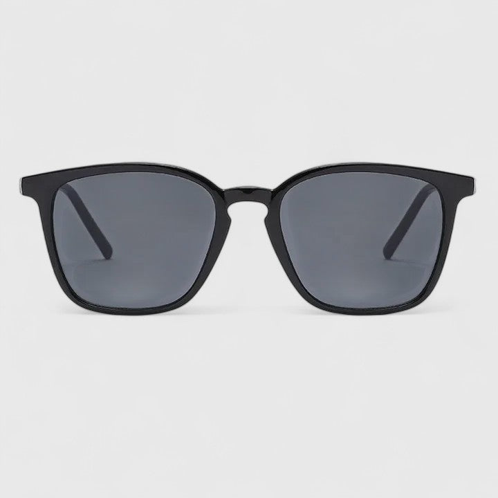 Aynzlee | Sophisticated Sunglasses - View 3