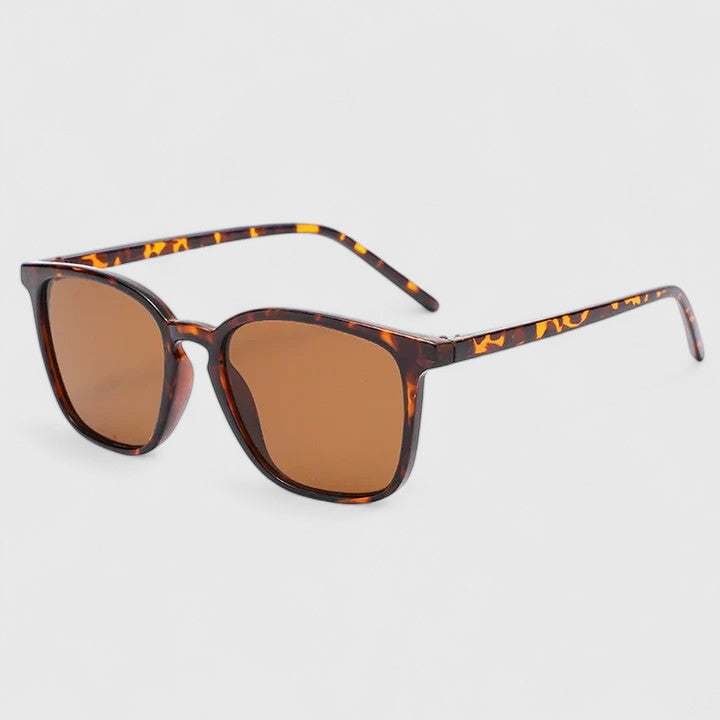 Aynzlee | Sophisticated Sunglasses - View 2