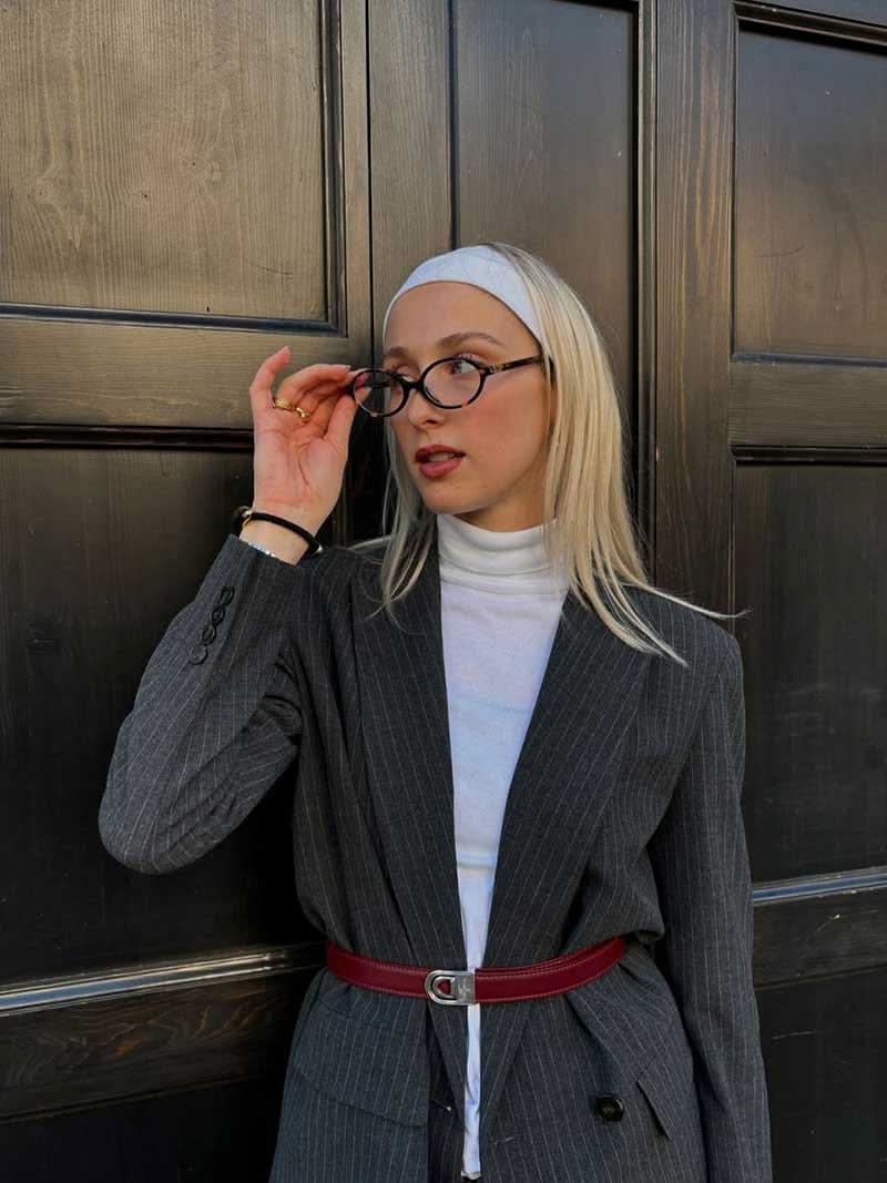 Brynlee | Chic Reading Glasses - View 5