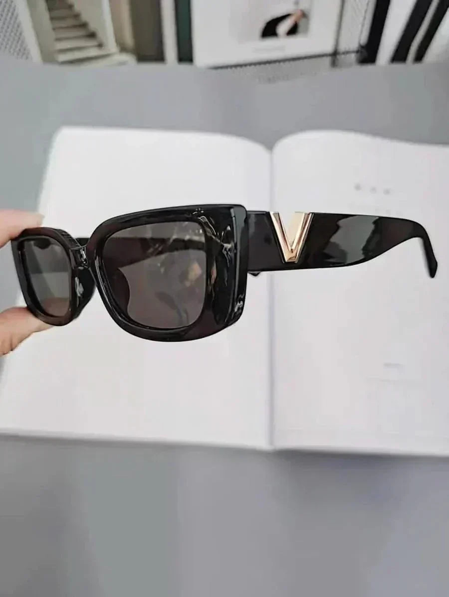 Taytum | Statement Sunglasses - View 5