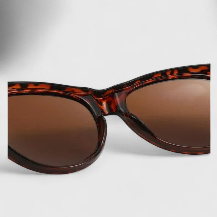 Journii | Elegant Sunglasses - View 9
