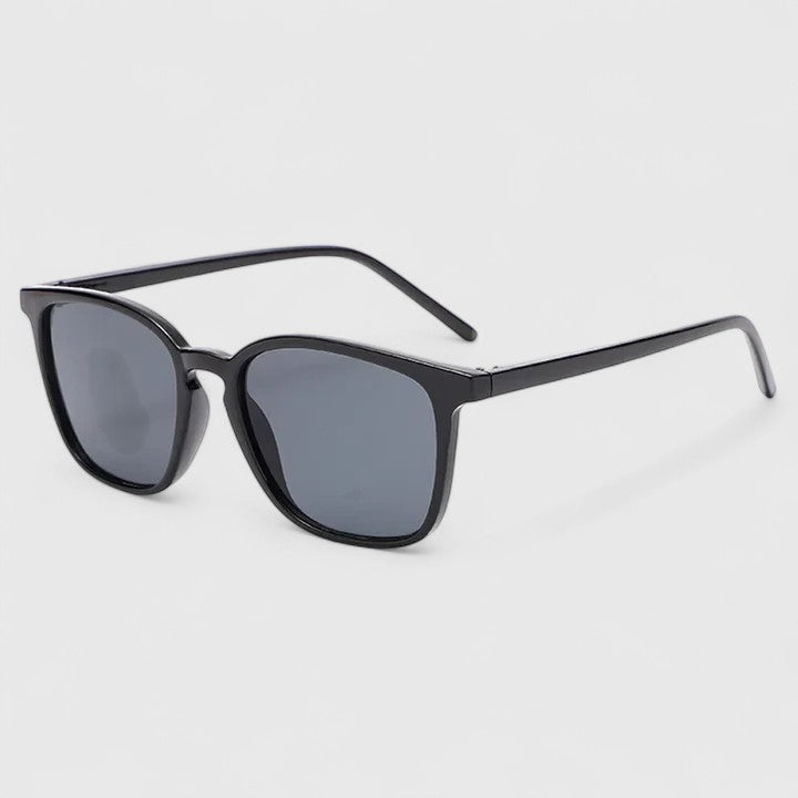 Aynzlee | Sophisticated Sunglasses - View 5