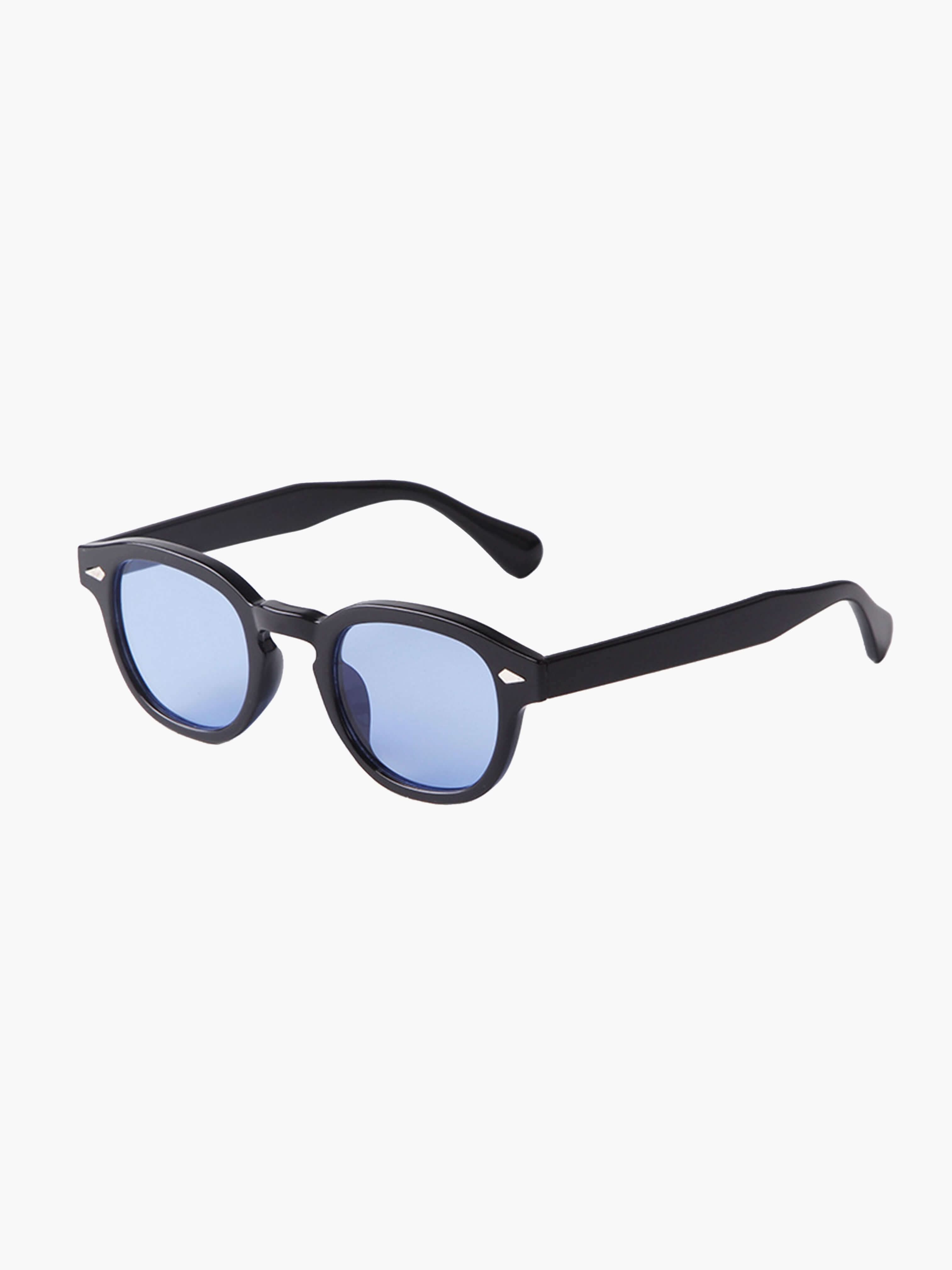 Emersyn | Elegant Sunglasses - View 3
