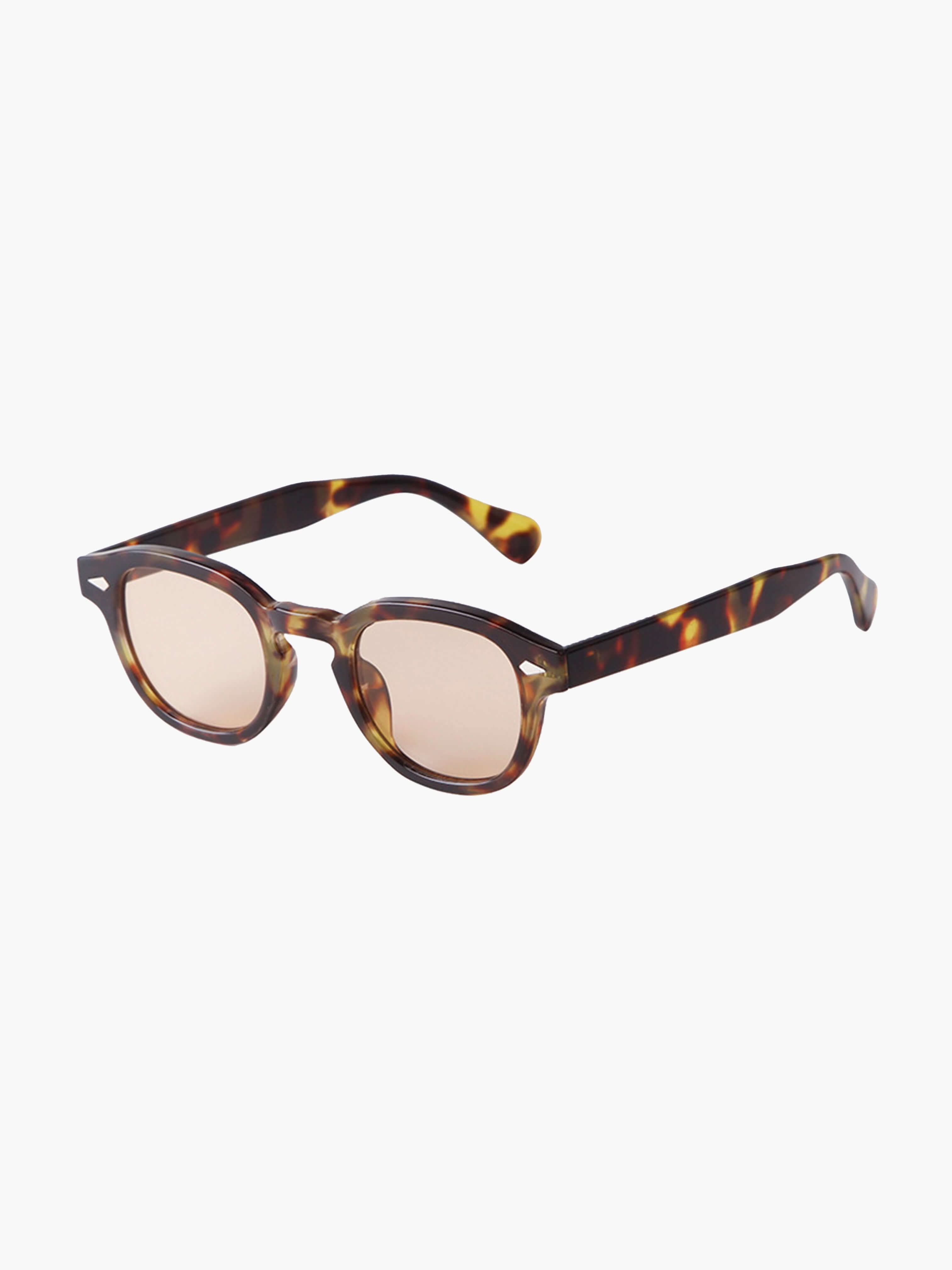 Emersyn | Elegant Sunglasses - View 2