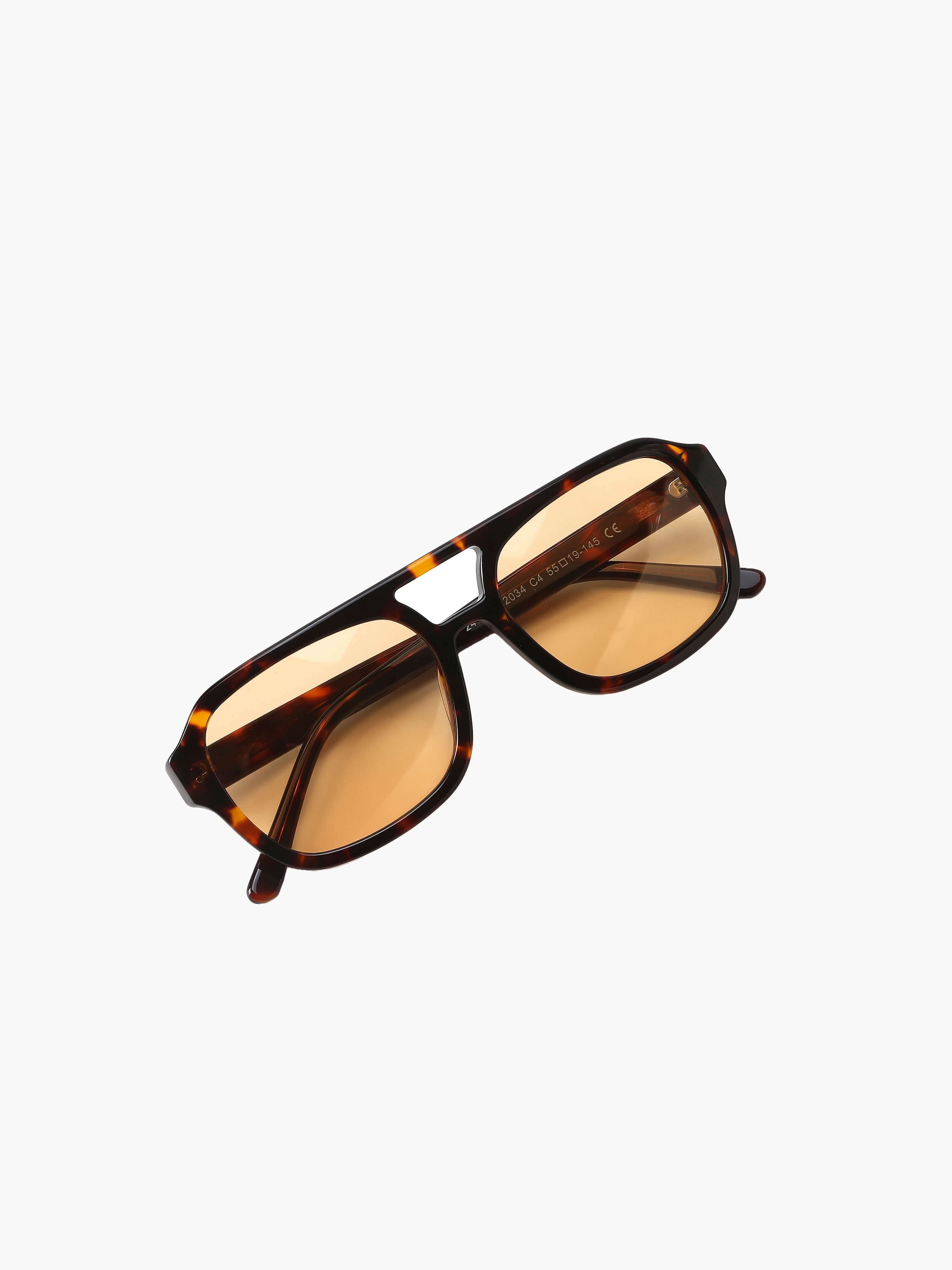 Jaslynn | Elegant Sunglasses - View 3