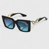 Oaklynne | Elegant Sunglasses - View 6