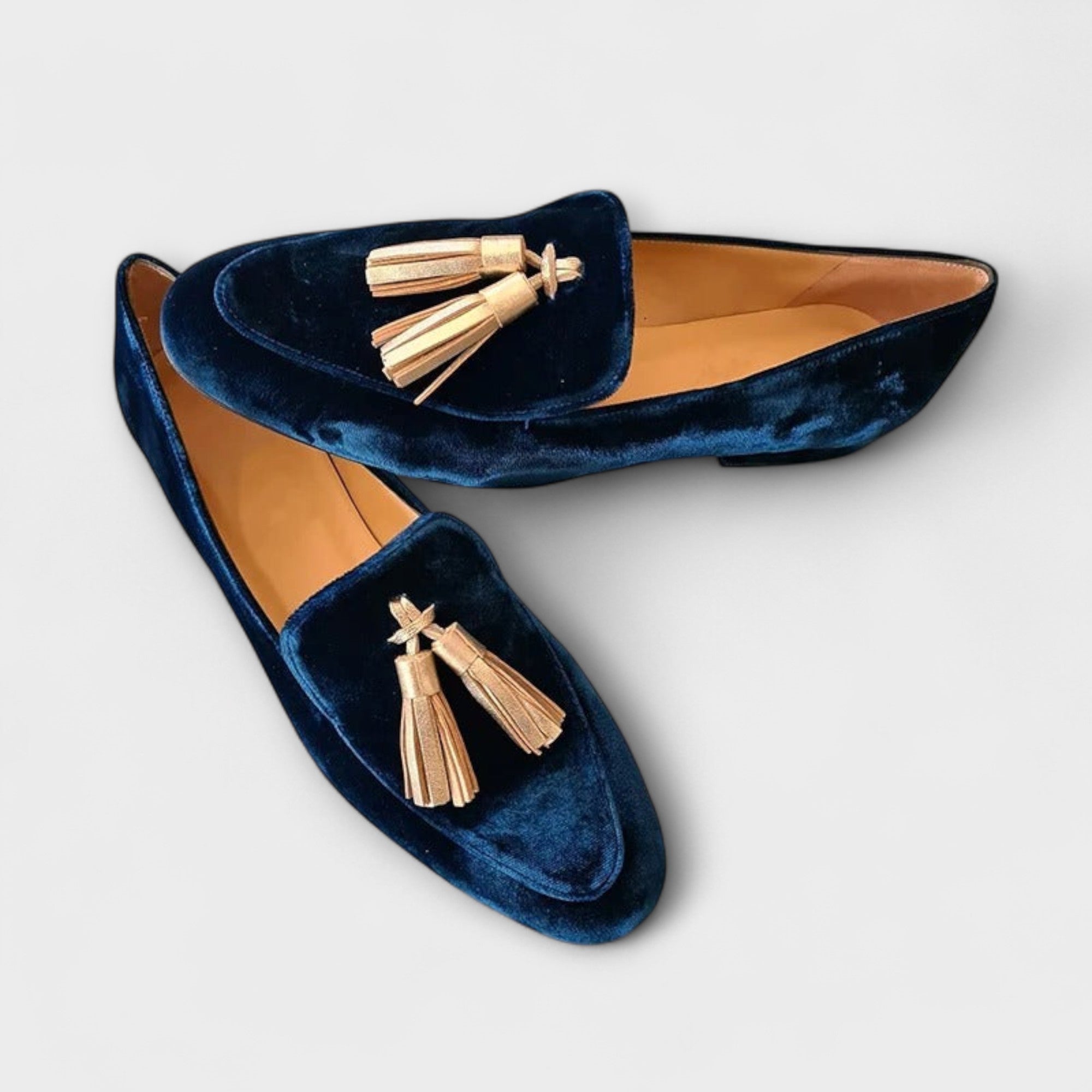Quinnlyn™ | Vintage Fringed Moccasins - View 2